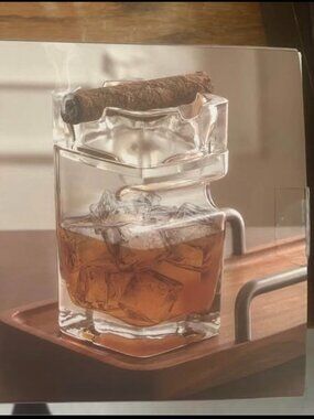 Brookstone Stackable Whiskey Cigar Class w/ Cigar Holder